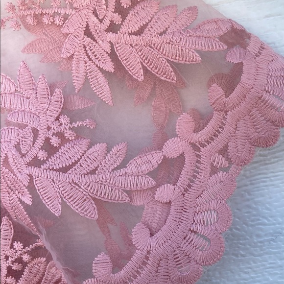 NWT Iris Small Pink Lace Sleeves Blouse - Picture 8 of 12